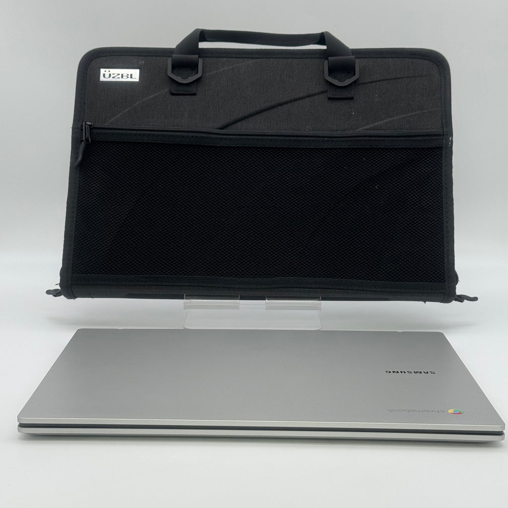 Samsung Chromebook XE340XDA 14-inch Intel Celeron 4GB 32GB Silver + Case