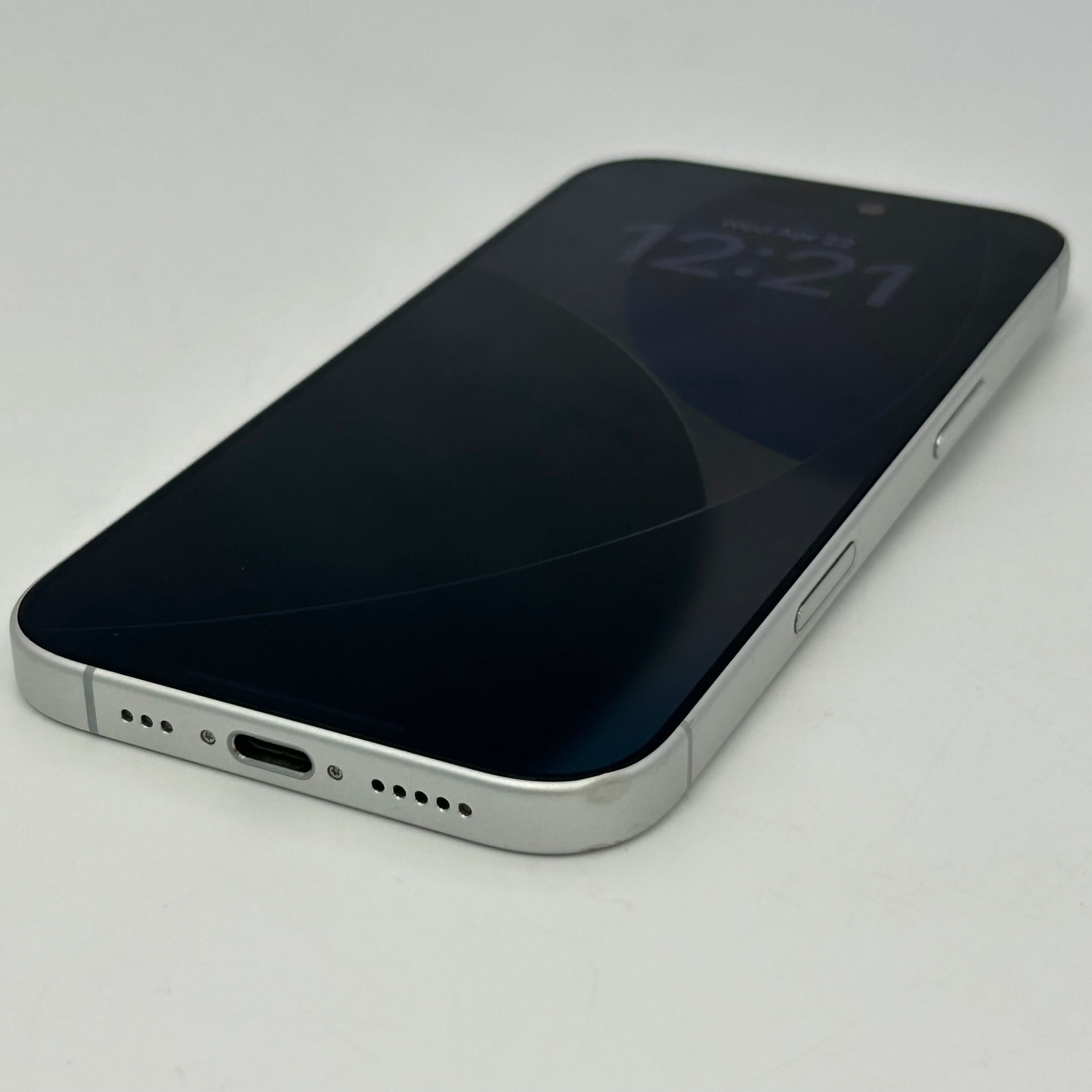 AT&T Apple iPhone 17 256GB White 100%BH