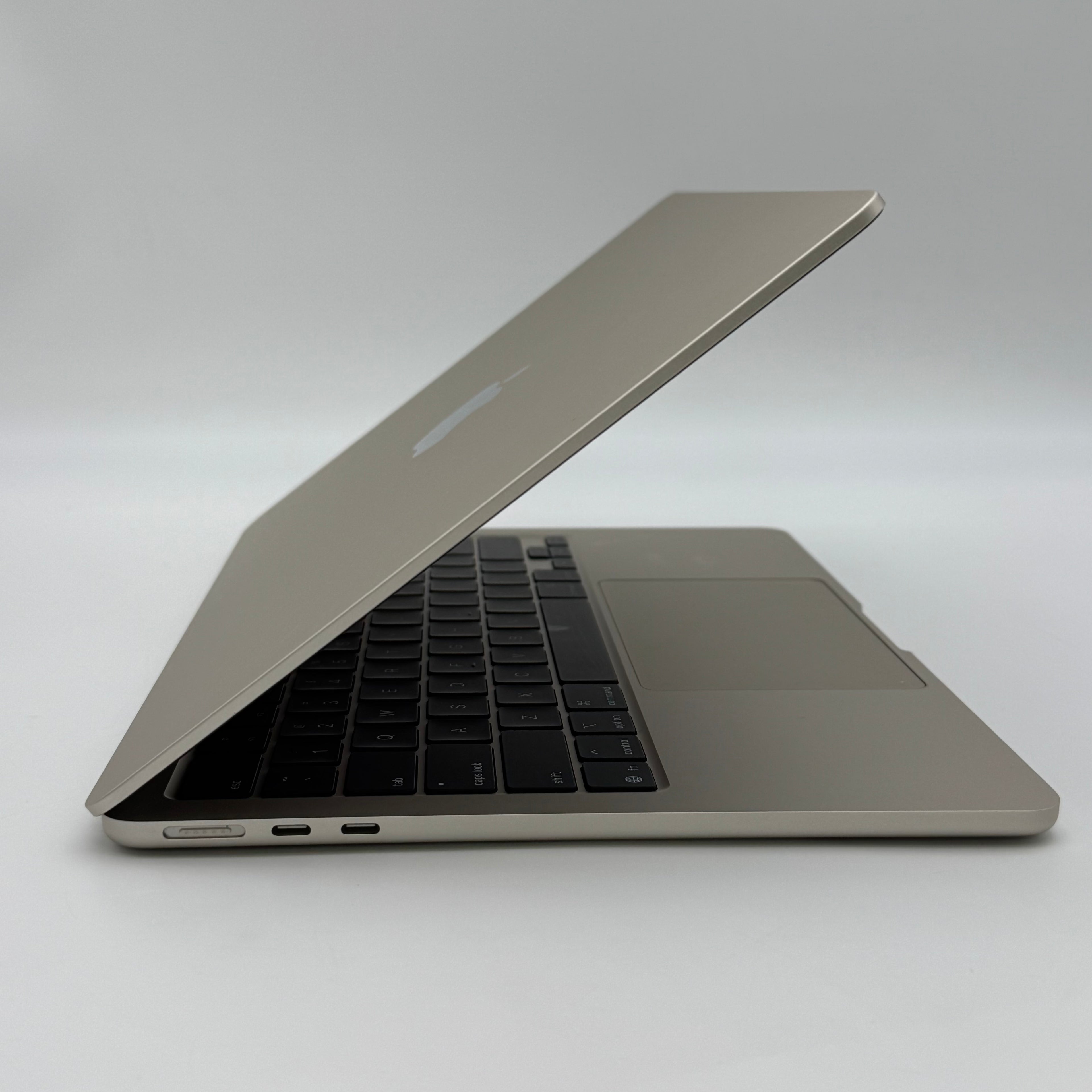 Apple MacBook Air 13.3-inch M4 A3240 2025 16GB 256GB Silver