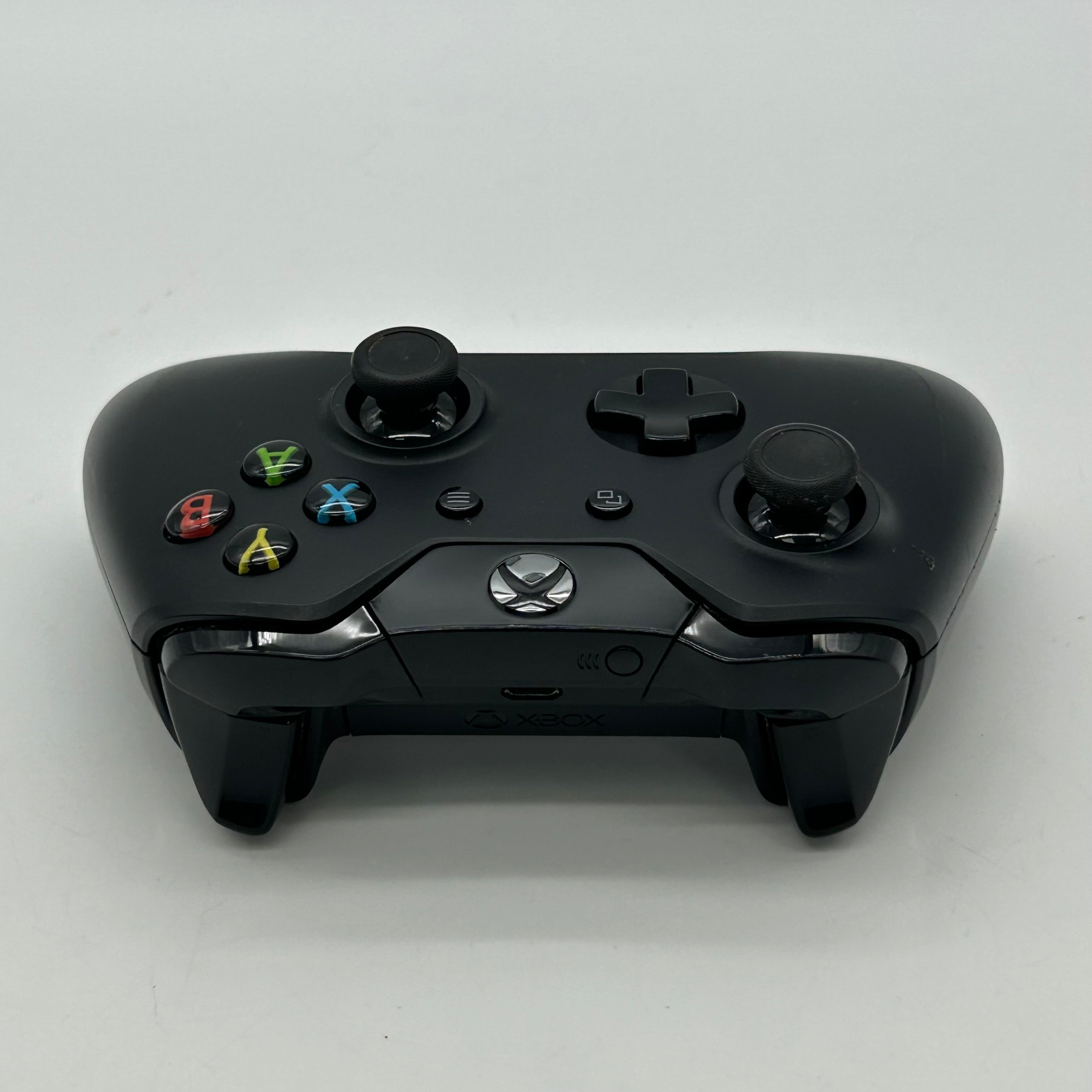 Microsoft Xbox One 1540 2013 Console Bundle with 7 Games