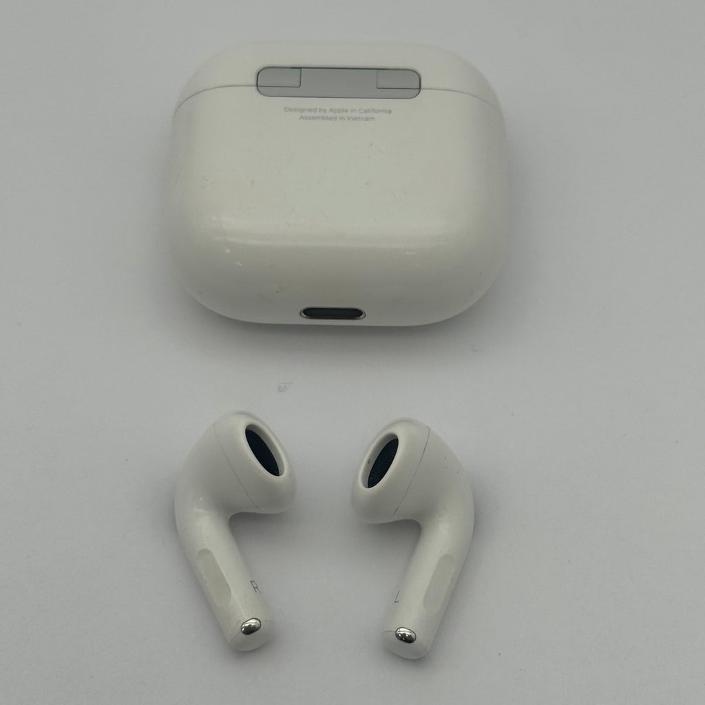 Apple AirPods (4th Gen) Complete Set A3058 A3050 A3053