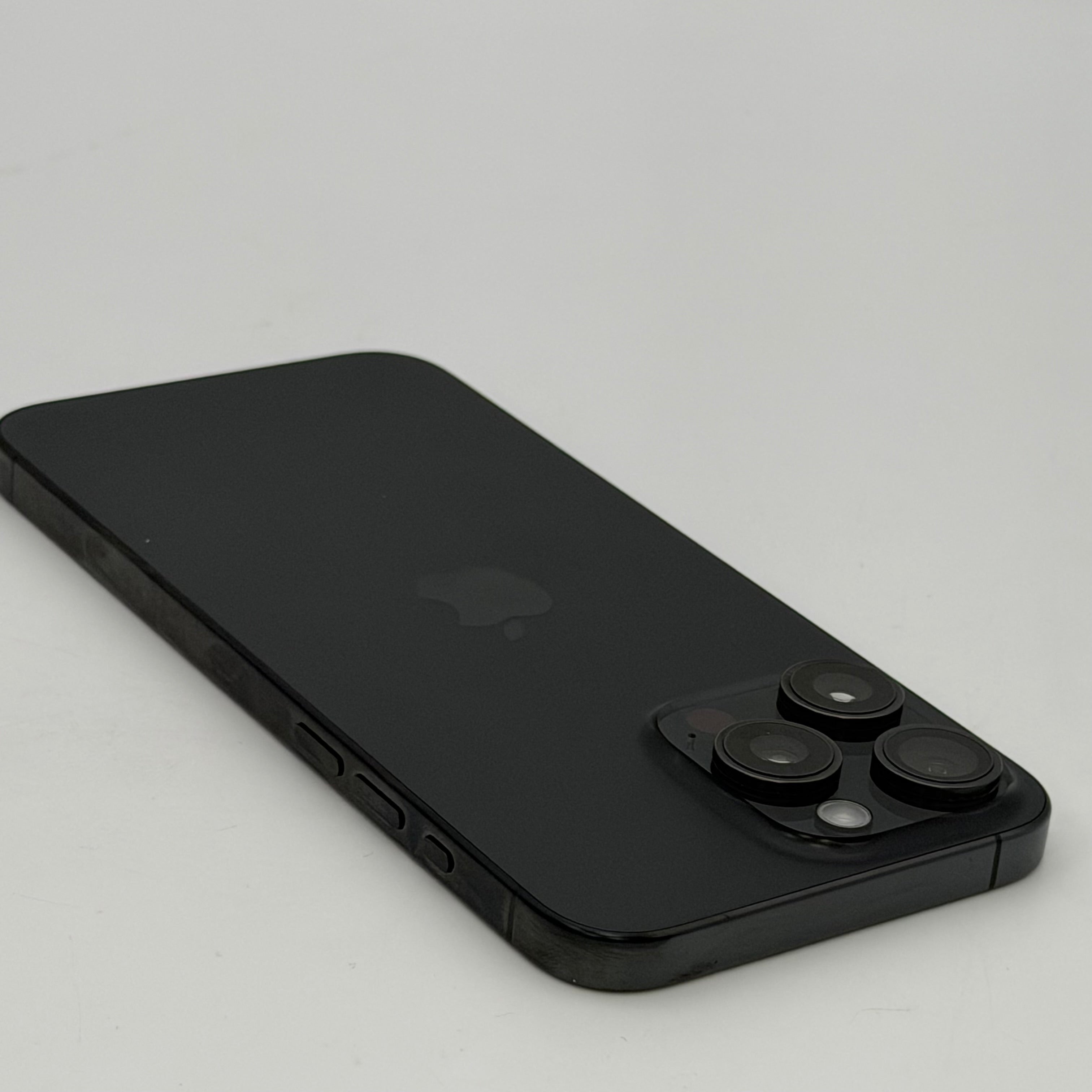 Apple iPhone 15 Pro Max 256GB Space Gray NU663LL/A