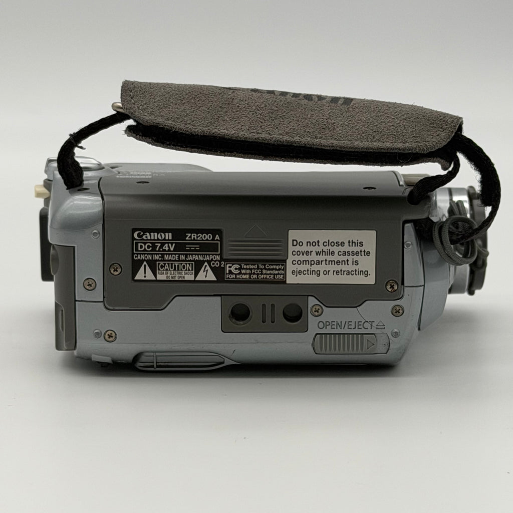CANON ZR 200 Digital Video Camcorder Mini DV  - FOR PARTS/REPAIR