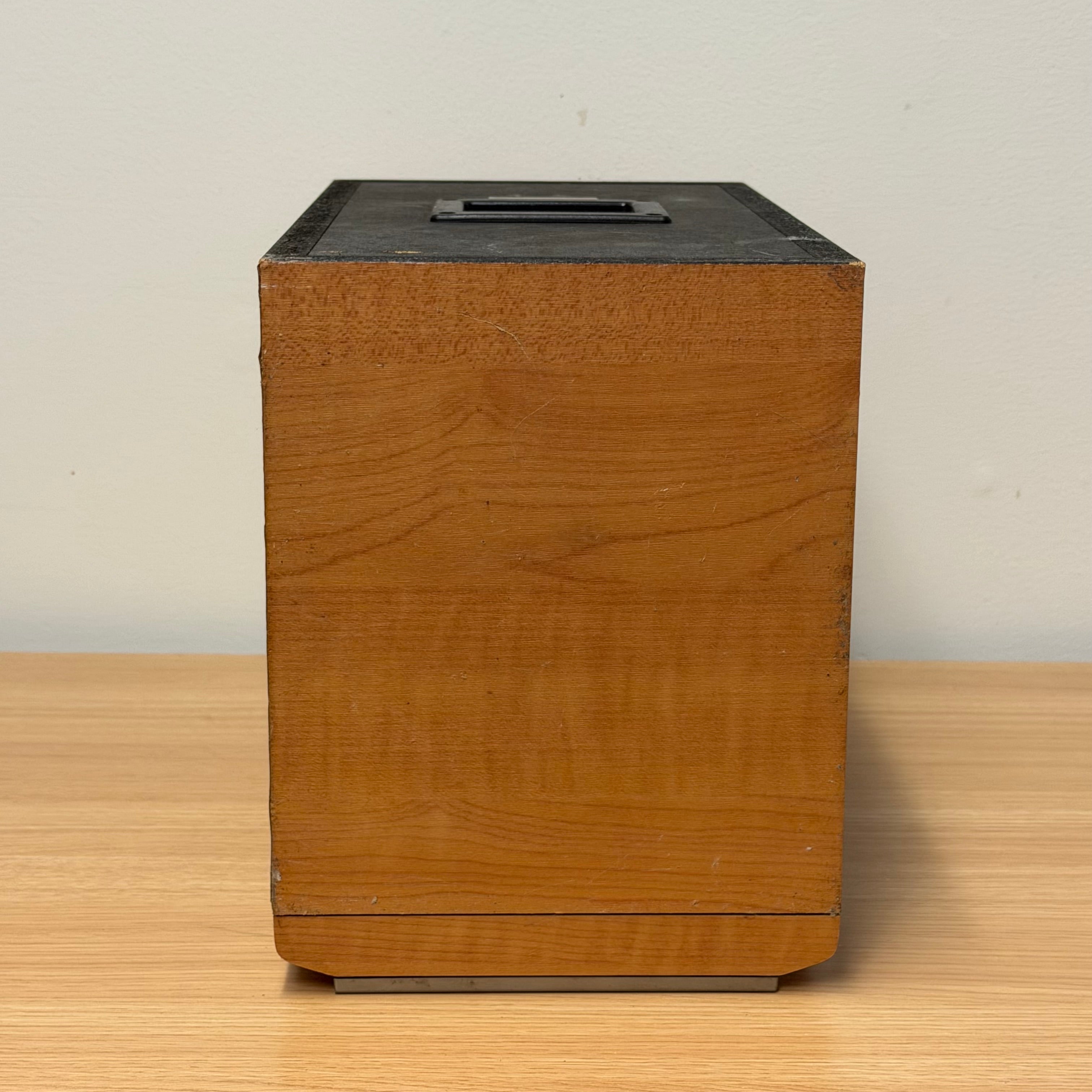 2 Sony SS-NX1 Speaker System Stereo Woodgrain Design Speakers 6ohms Untested