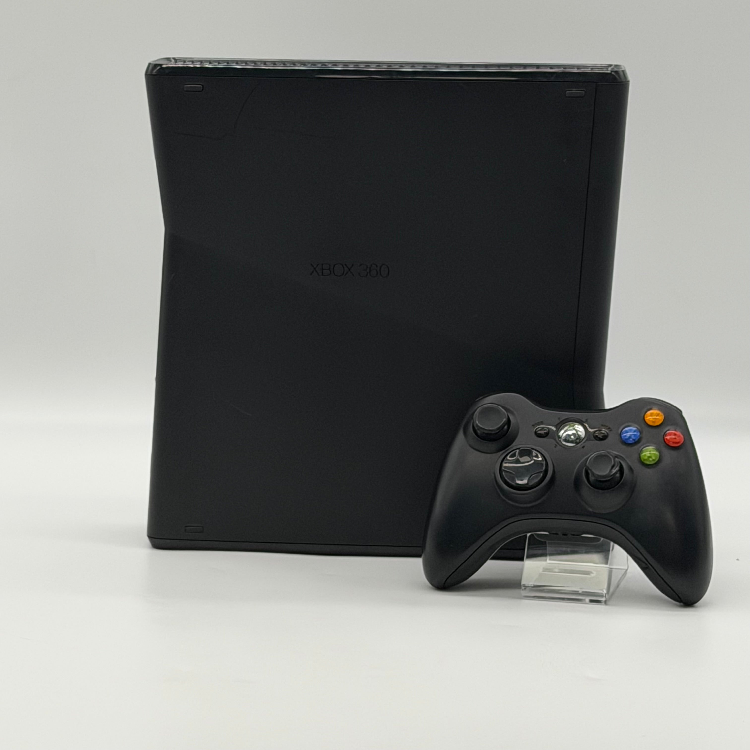 Microsoft Xbox 360 S (1439) 2010 Black 4GB + Kinect Sensor + 4 Games
