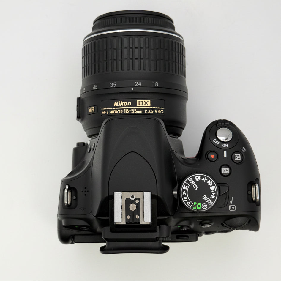 Nikon D5100 16.2MP Digital SLR Camera w/ AF-S VR 18-55mm and Bag