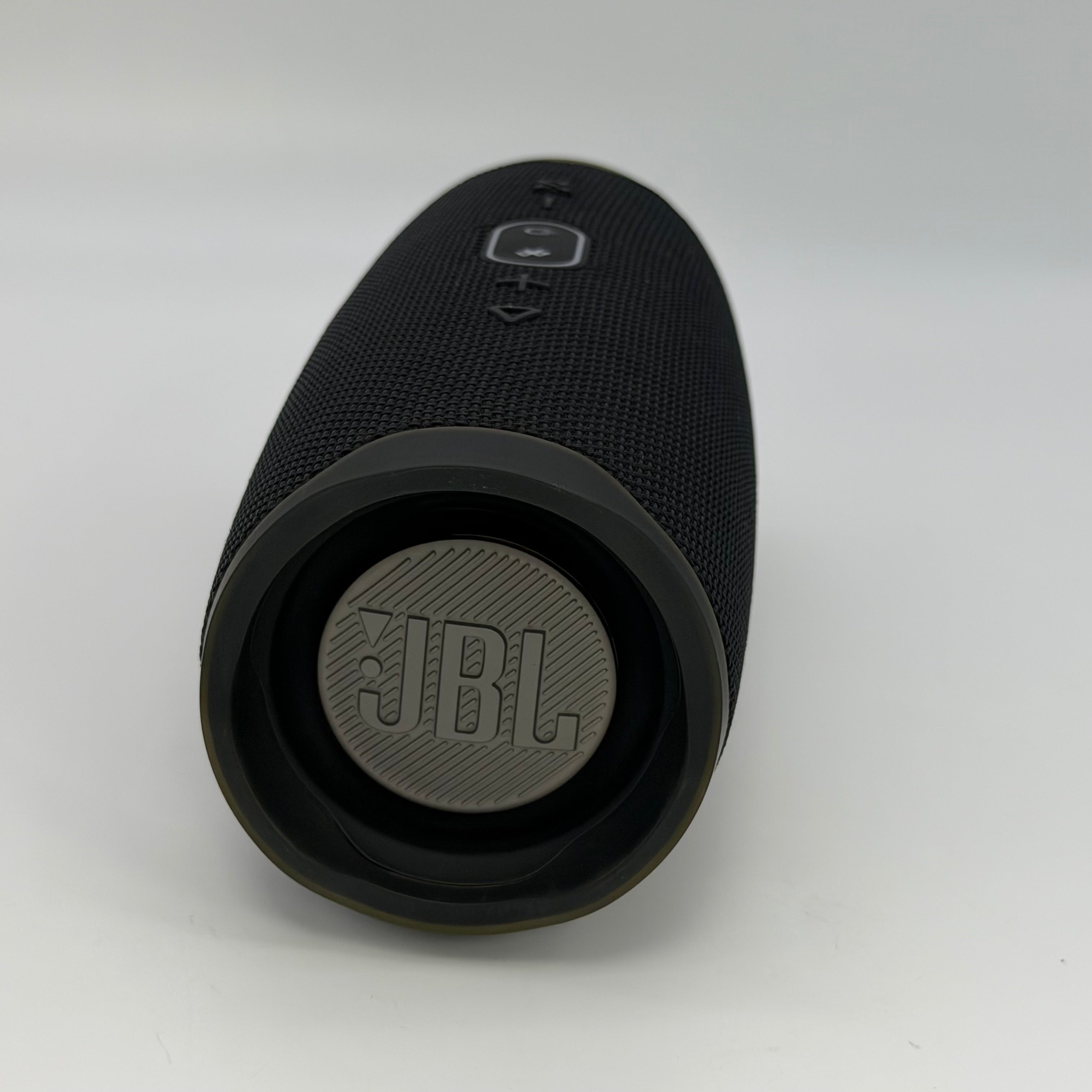JBL Charge 4 Bluetooth Speaker Black USB-C USB With Charger