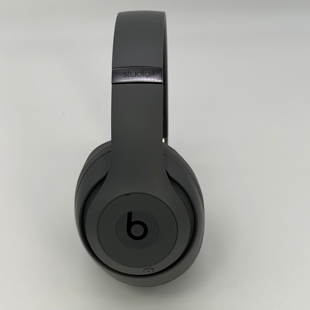 Beats by Dr. Dre Studio3 Wireless Over-Ear Headphones Gray