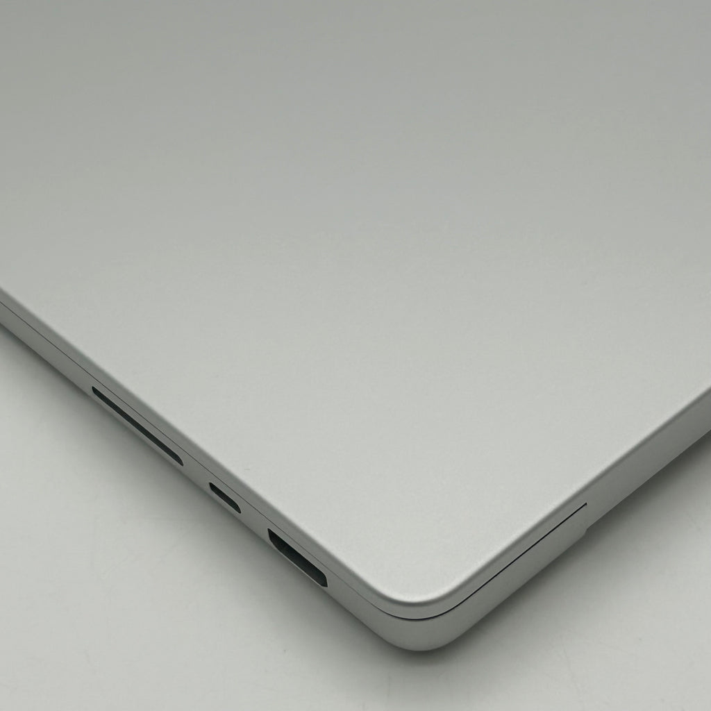Apple MacBook Pro 14" M4 4.4GHz 16GB RAM 1TB SSD A3112 100%BH - OPEN BOX