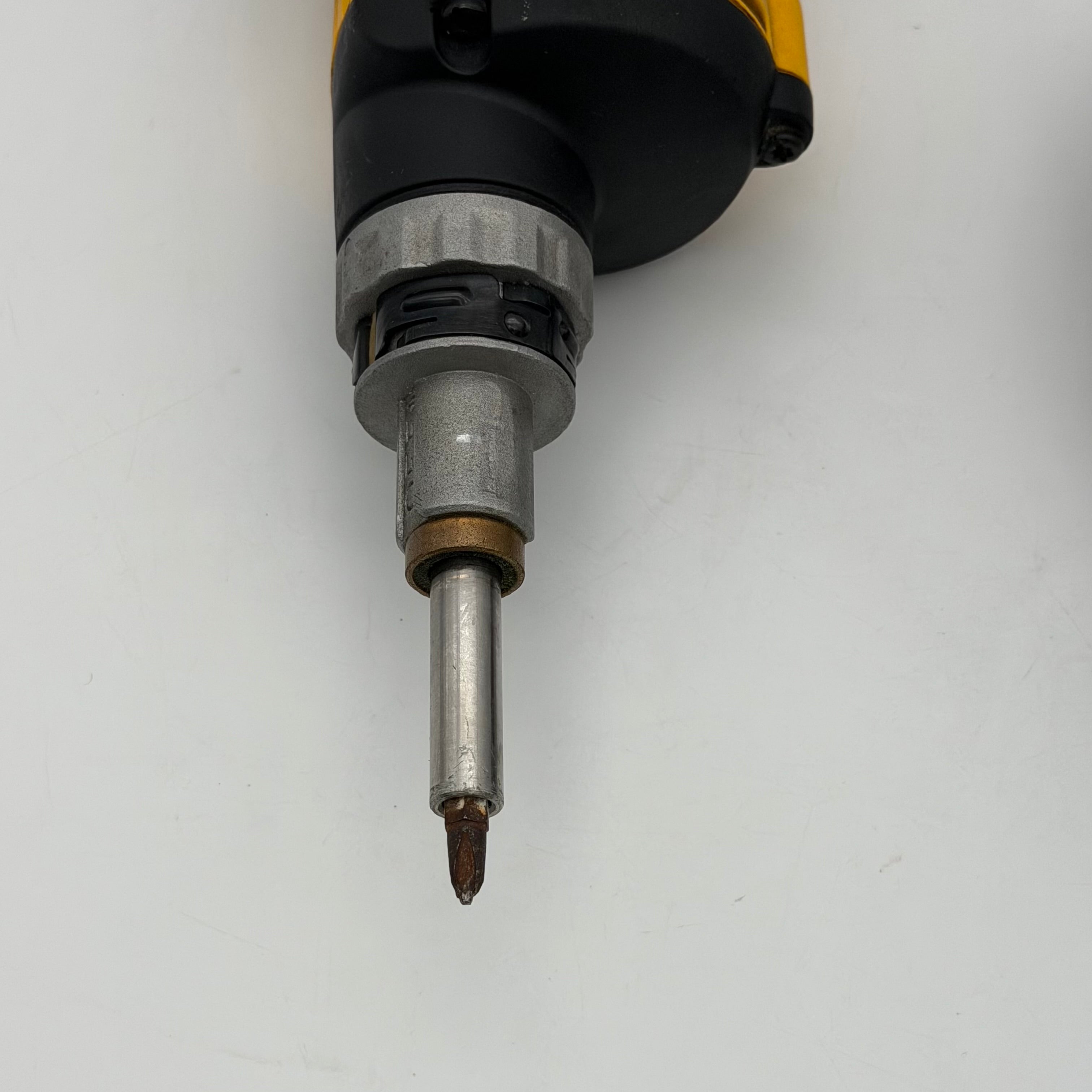 DEWALT DW252 VSR Corded Electric Drywall Screwdriver 0635