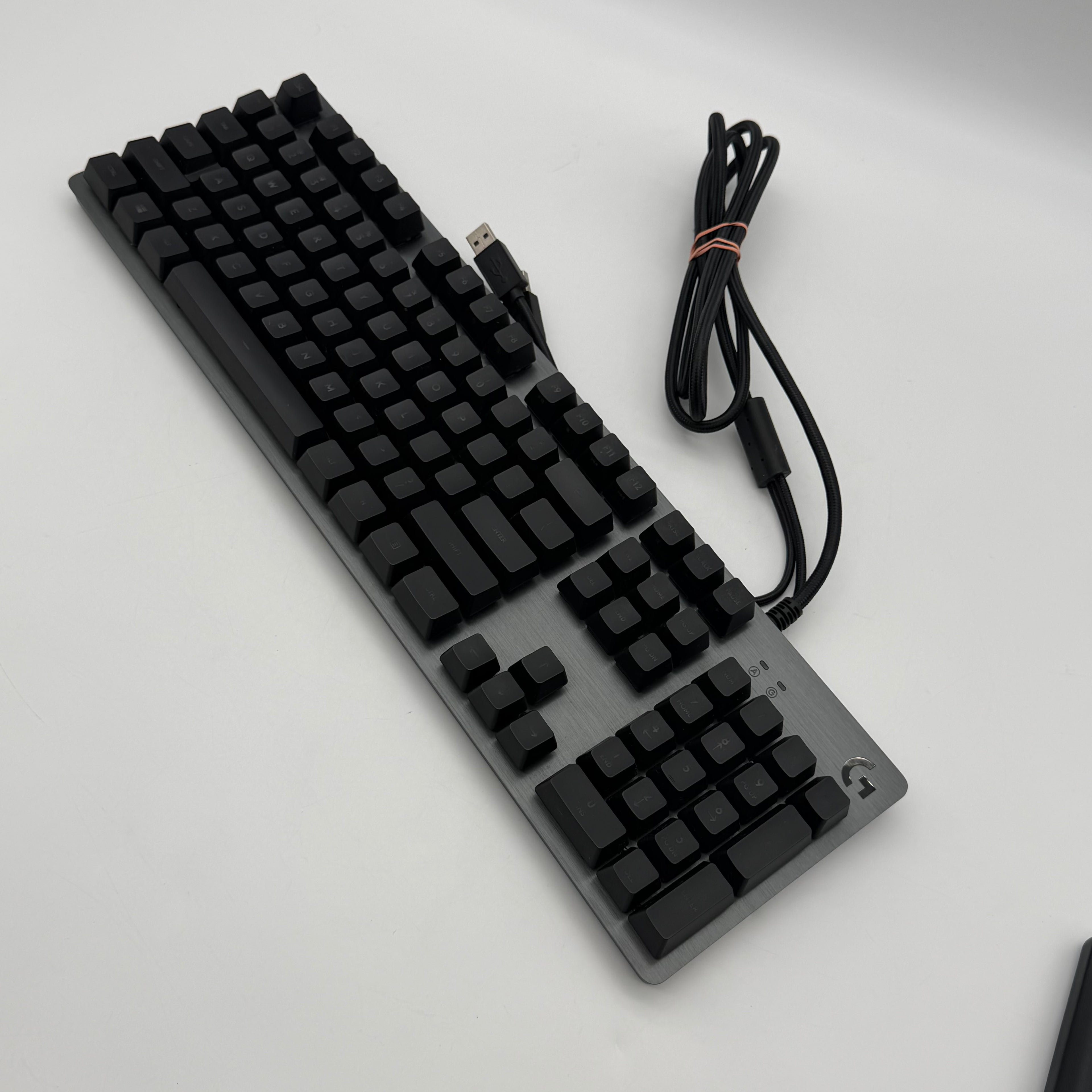 Logitech G513 Carbon Tactile RGB Mechanical Gaming Keyboard