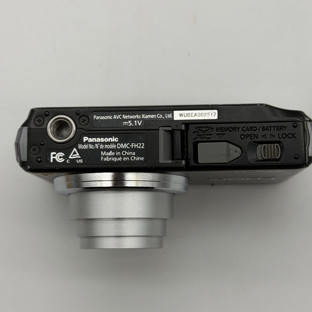 Panasonic Lumix DMC-FH24 16MP Digital Camera 8x Optical Zoom UNTESTED
