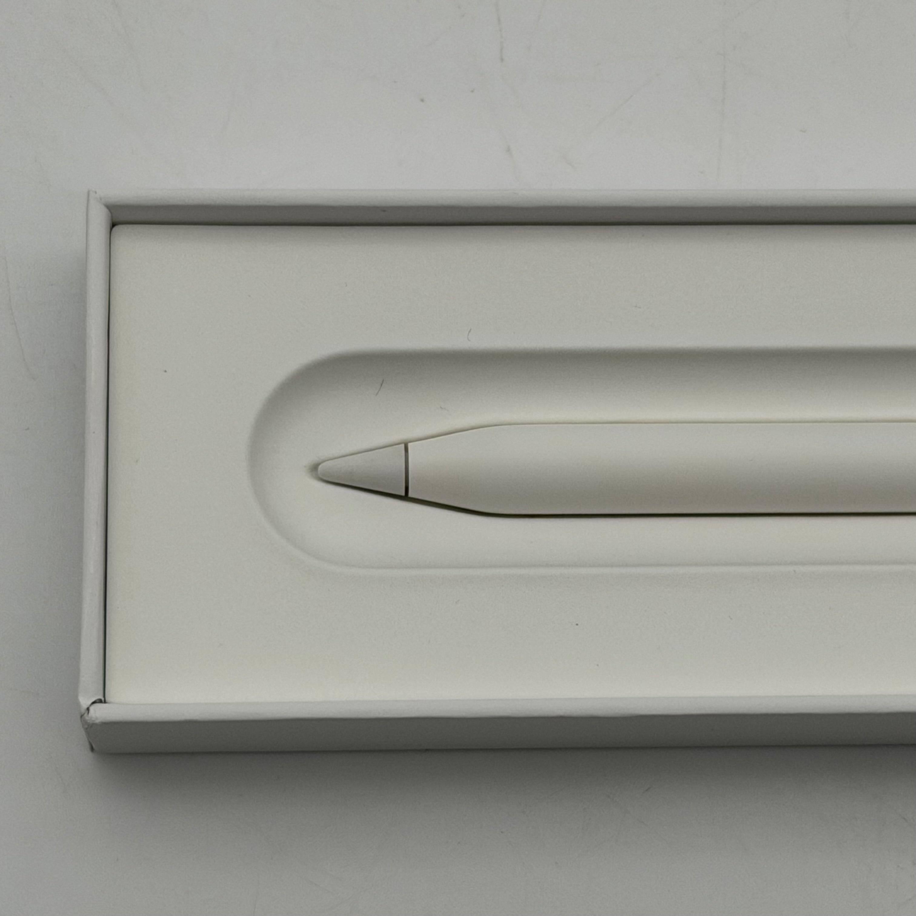 Apple Pencil Pro White MX2D3AM/A- Model A2538, Good Condition, with Original Box