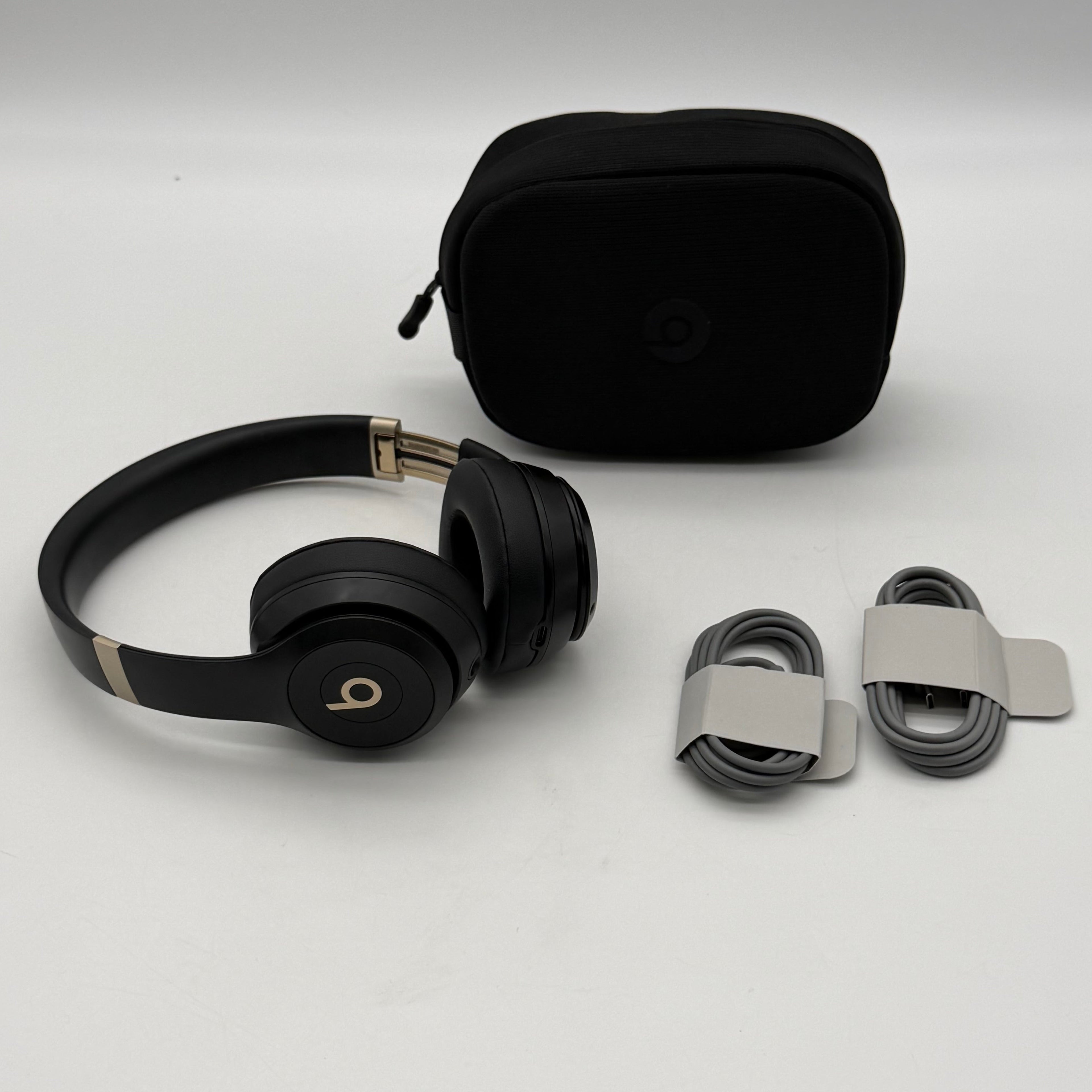 Beats Solo4 Wireless On-Ear Bluetooth Headphones Black MUW33LL/A