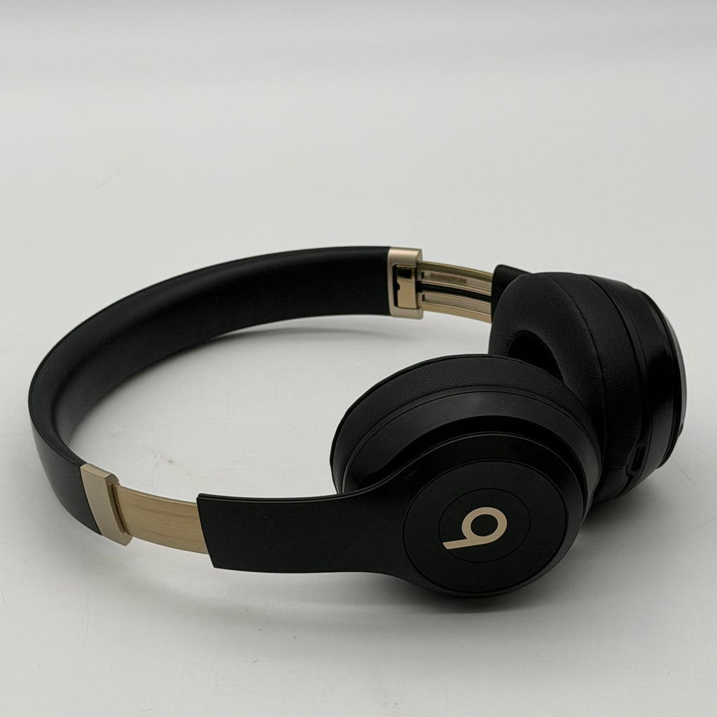 Beats Solo4 Wireless On-Ear Bluetooth Headphones Black MUW33LL/A