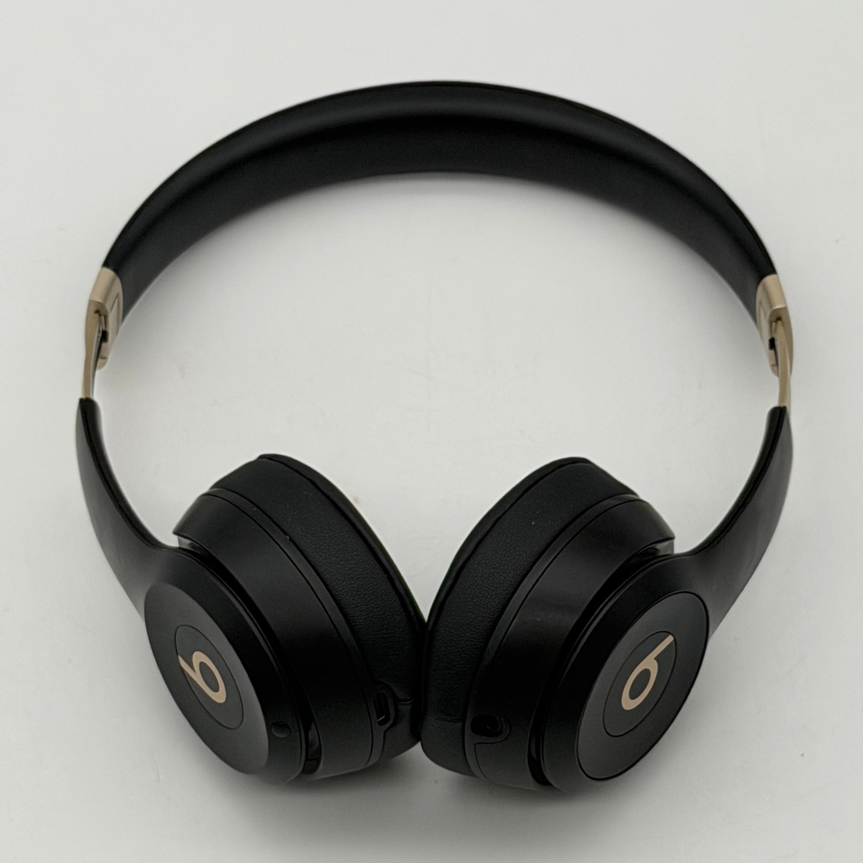 Beats Solo4 Wireless On-Ear Bluetooth Headphones Black MUW33LL/A