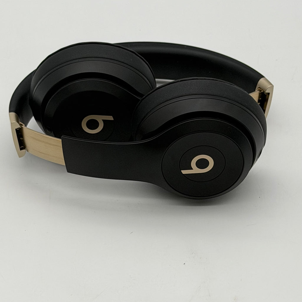 Beats Solo4 Wireless On-Ear Bluetooth Headphones Black MUW33LL/A