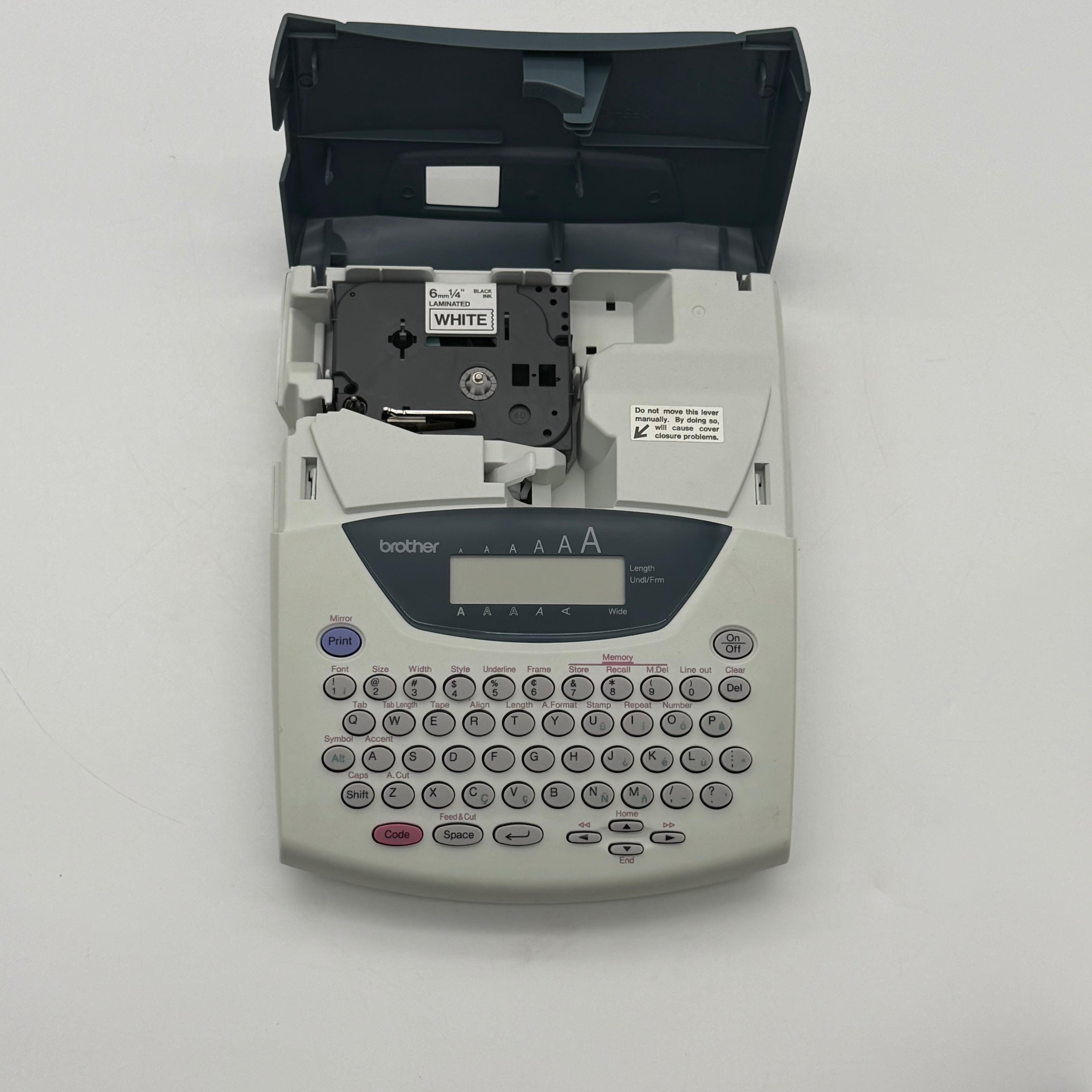Brother P-Touch PT-2210 / PT-2200 Deluxe Label Maker with tape - Tested