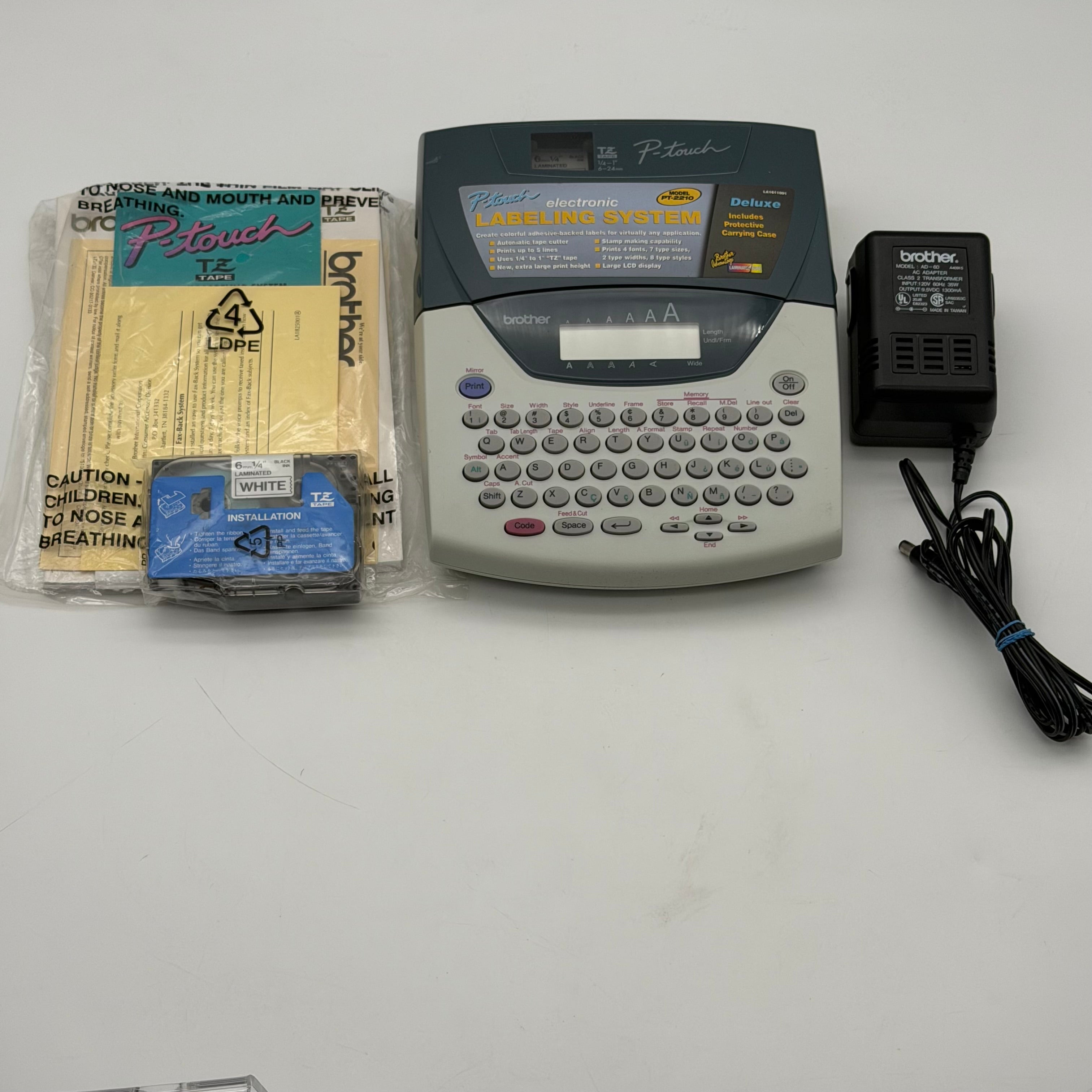 Brother P-Touch PT-2210 / PT-2200 Deluxe Label Maker with tape - Tested